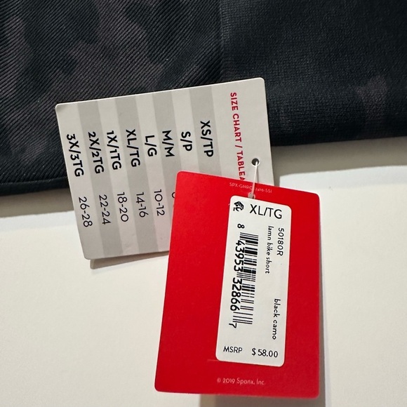 NEW SPANX Women’s Lamn High Waisted Bike Short 8” Black Camo Size L/XL 50180R - Picture 9 of 13